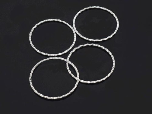 4 of 925 Sterling Silver Hammered Circle Closed Rings, Connectors 28.5x1.2mm.