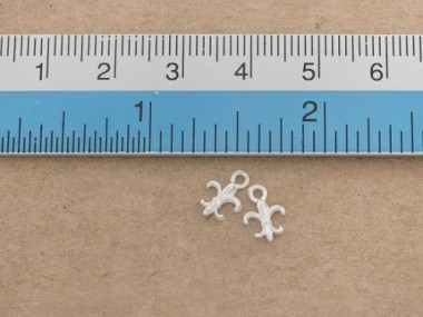 925 Sterling Silver Fleur de lis Charms 6x7 mm.