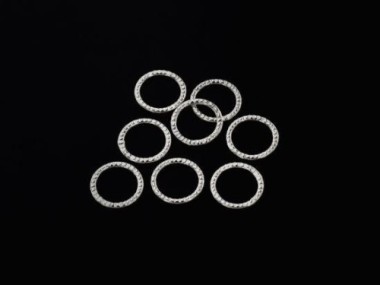 8 of 925 Sterling Silver Textured Circle Closed Rings, Connectors 9mm.