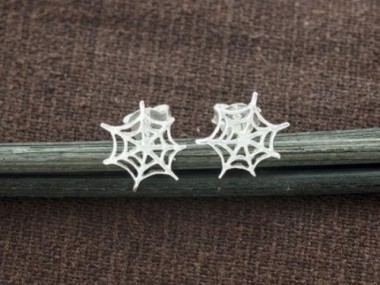 925 Sterling Silver Cobweb Stud Earrings 10mm.