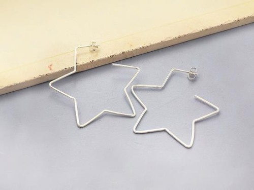 1 pair of 925 Sterling Silver Star Hoop Stud Earrings 40mm.