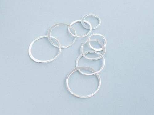 2 of 925 Sterling Silver Four Linked Circle Rings Charms, Connectors 40x15 mm.