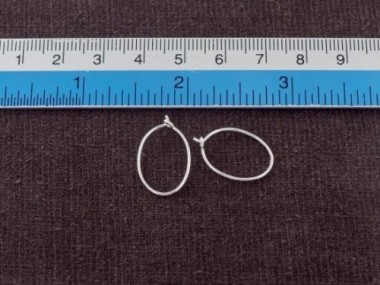 925 Sterling Silver Oval Hoop Earrings 12x20mm.