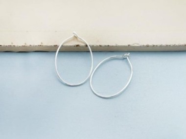 925 Sterling Silver Oval Hoop Earrings 18x28mm.